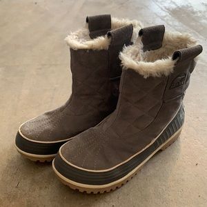 Sorel snow boots